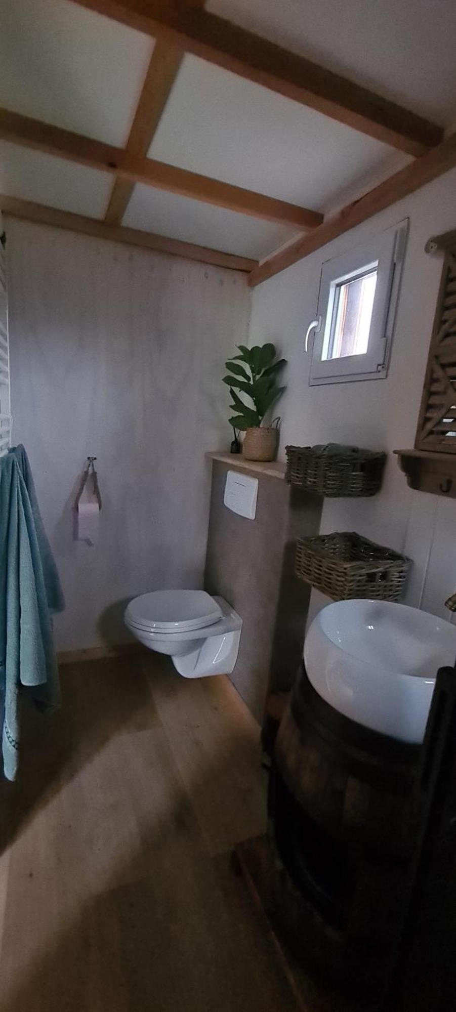 Les Milles Bottes Et Ses Roulottes Villa Encausse-les-Thermes Exterior foto
